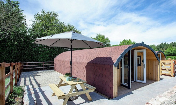 Liverton Cottage | 1 bedroom accommodation in Newton Abbot