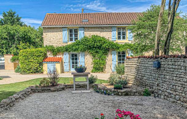 Nanclars House | 1 bedroom accommodation in Nanclars