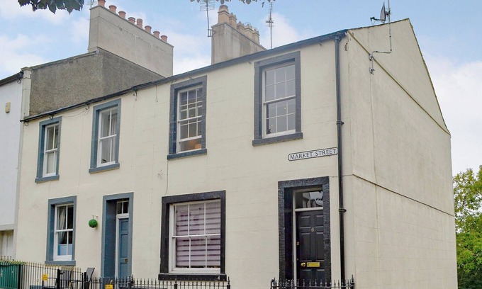 Cockermouth Cabin | 1 bedroom accommodation in Cockermouth