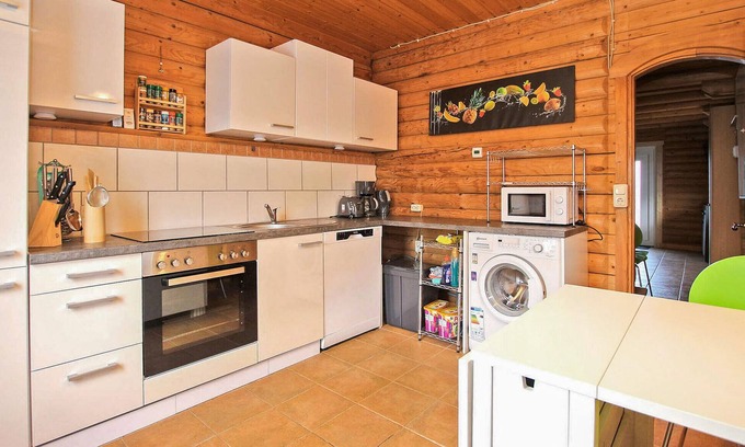 Muritz House | 1 bedroom accommodation in Möllenhagen
