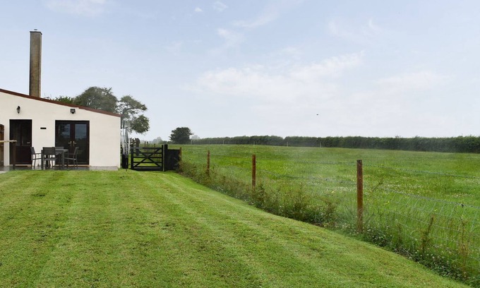 Crudwell Cottage | 1 bedroom accommodation in Malmesbury, Wiltshire