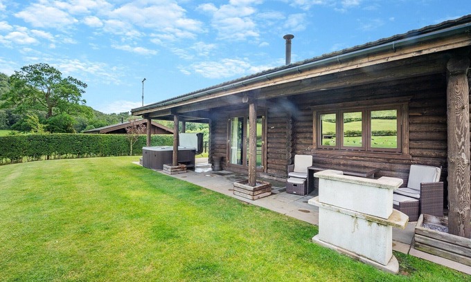Cotebrook House | 1 bedroom accommodation in Broxton, Nr Chester