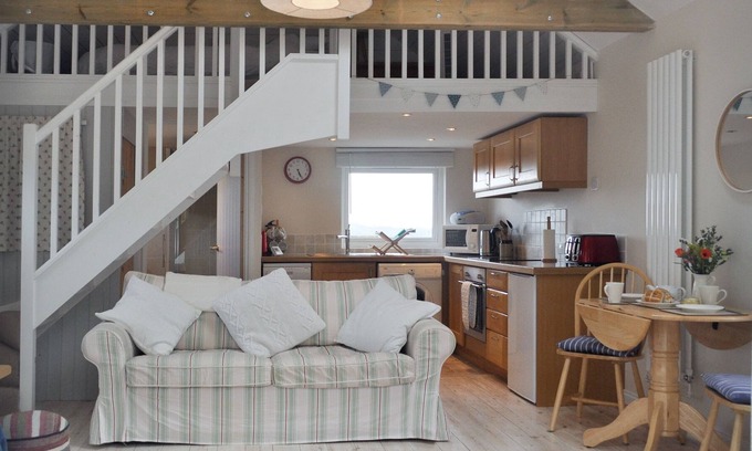 Bishopsteignton Cottage | 1 bedroom accommodation in Bishopsteignton, near Teignmouth