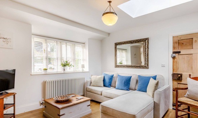 Greetham Cottage | 1 bedroom accommodation in Greetham