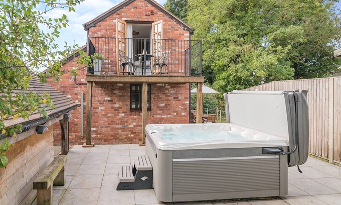 Hereford Cottage | 1 bedroom accommodation in Lugwardine, near Hereford