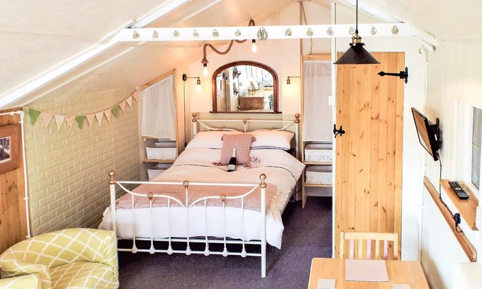 Dihewid Cottage | 1 bedroom accommodation in Ty Gwyn, near Aberaeron