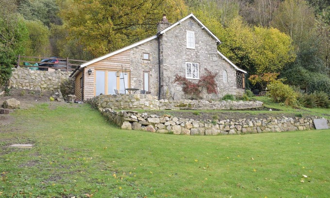 Oswestry Cottage | 1 bedroom accommodation in Llansilin, near Oswestry