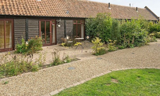 Potter Heigham House | 1 bedroom accommodation in Catfield