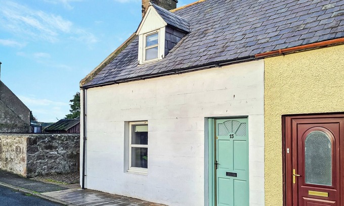Dornoch Cottage | 1 bedroom accommodation in Embo, near Dornoch