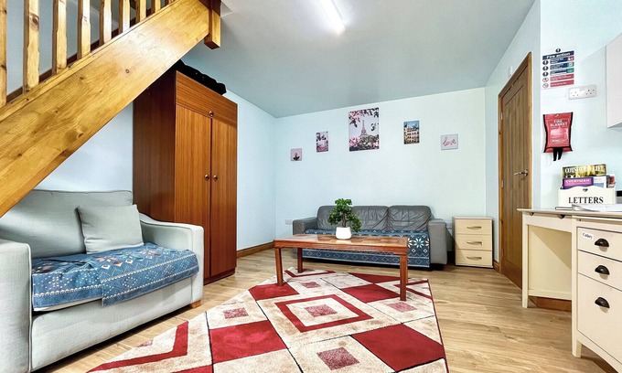 Chiseldon Cottage | 1 bedroom accommodation in Chiseldon, Near Marlborough