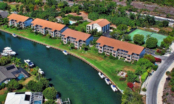 Shell Harbor Condo | 1 bedroom accommodation in Sanibel