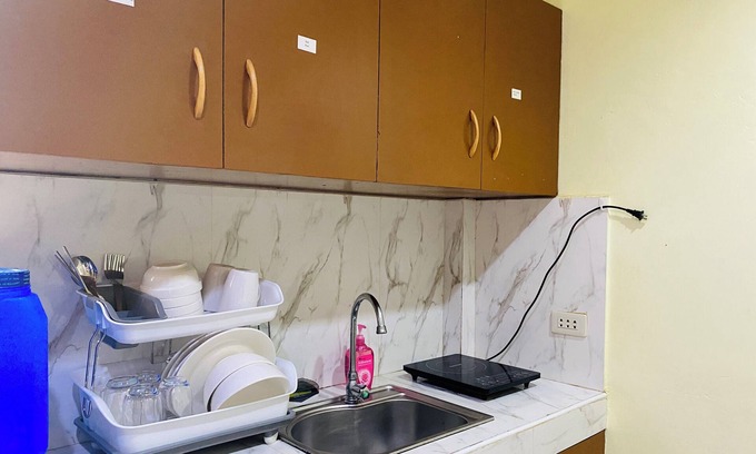 Puerto Princesa City Centre Apartment | 1-bedroom apartment in the heart of Puerto Princesa with WiFi, AC