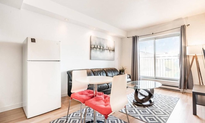 De Lorimier Apartment | 1 bedroom apartment close to Downtown
