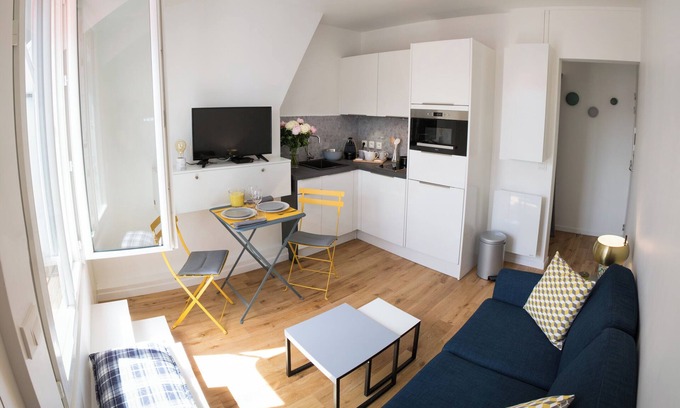 Quartier de l'Horloge Apartment | 1 bedroom apartment in paris