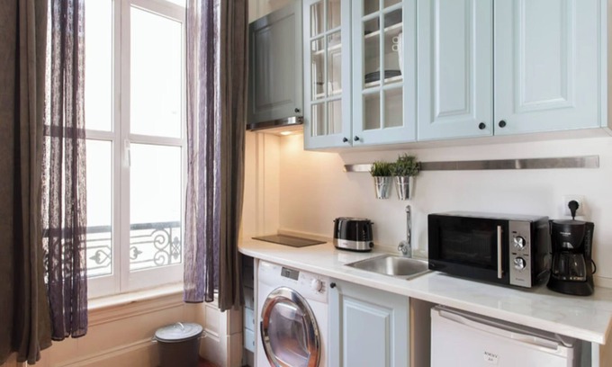 Mouraria Apartment | 1 Bedroom Apartment Located in the Heart of Lisbon City