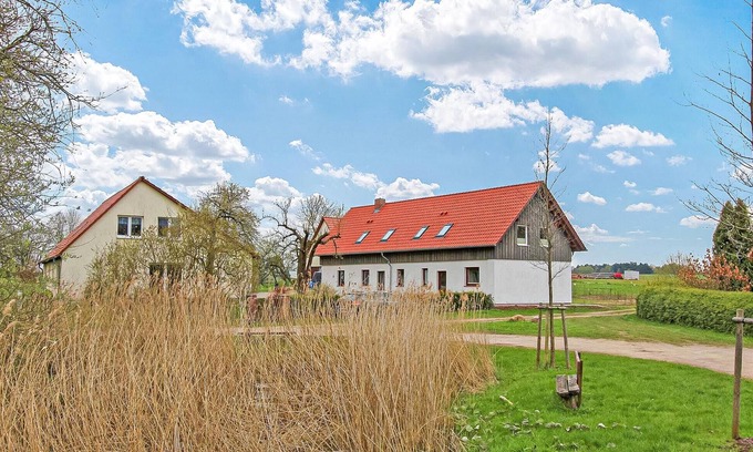 Roggentin Apartment | 1 bedroom beautiful apartment in Mirow