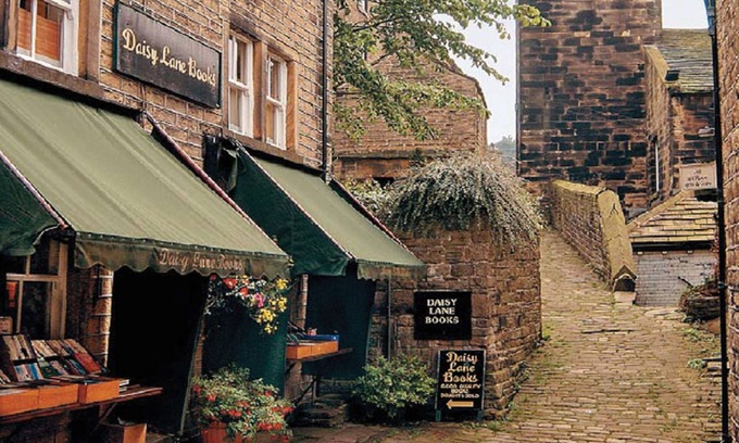 Holmfirth Cottage | 1 Bedroom Cosy Cottage (Sleeps 2)