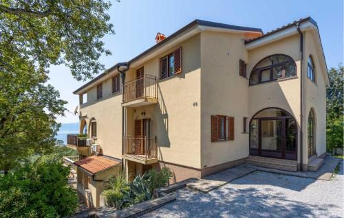 Zurkovo Apartment | 1 Bedroom Cozy Apartment In Kostrena