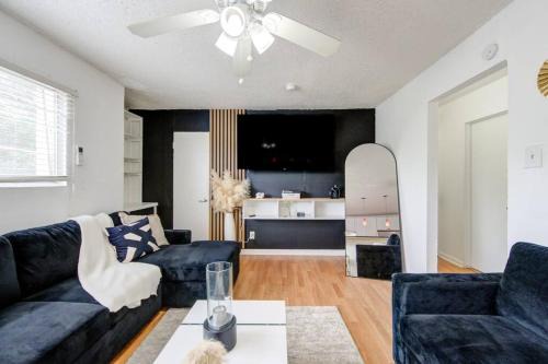 Neartown Apartment | 1 Bedroom Getaway in Houston