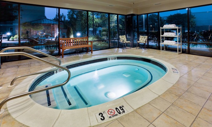 Allentown Condo | 1-Bedroom | Great Location | Pool, Hot Tub Access