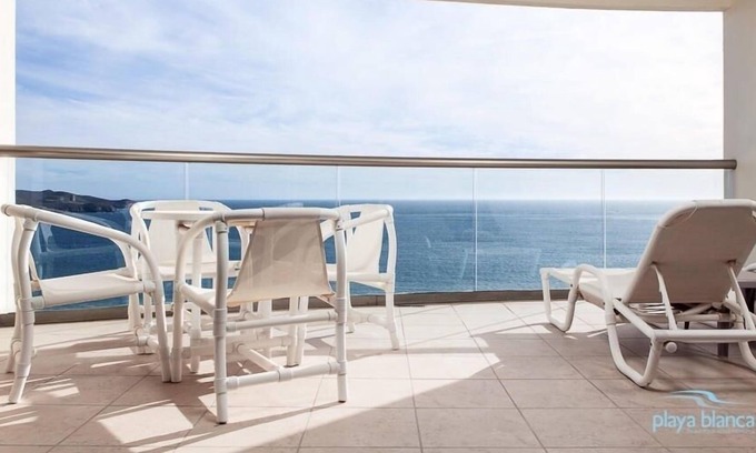 San Carlos Condo | 1 Bedroom Playa Blanca 1404 Condo by RedAwning