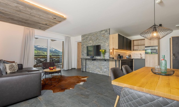 Rain Apartment | 1-bedroom suite with bathtub Flex BF - Hotel Stockinggut by Avenida Leogang