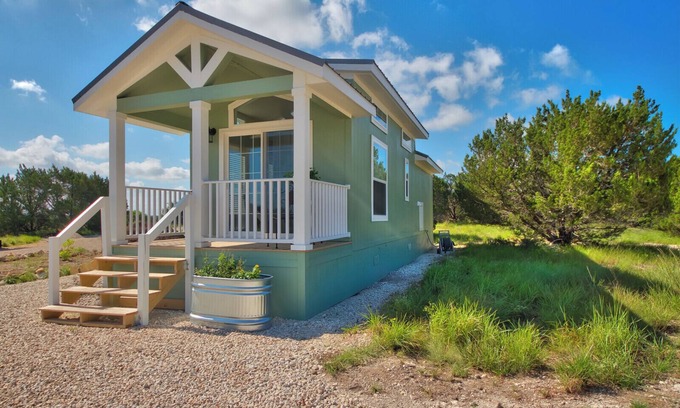 Johnson City Cottage | 1-Bedroom Tiny Home on Olive Ranch. Dog Friendly!