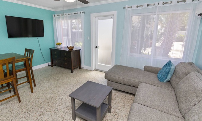 Pass-a-Grille Villa | 1 Bedroom Villa Steps from the Beach in Historic Beach Town