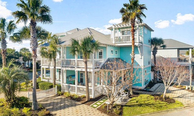 Emerald Waters Village House | 1 block to PRIVATE deeded beach! Spacious 3 bedroom.3.5 bath - Gated Community