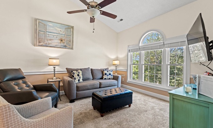 Myrtle Beach Condo | 1 BR Condo with Water and golf Views!