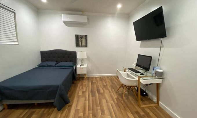 Nassau Apartment | 1 BR w/Free Breakfast, Car & Airport Pickup