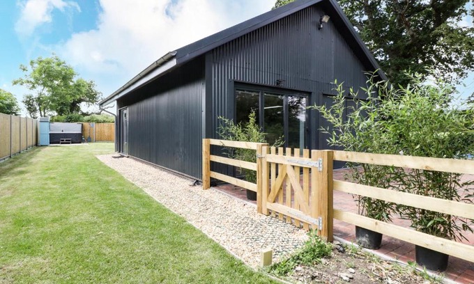 New Forest District House | 1 Bury Farm Cottage