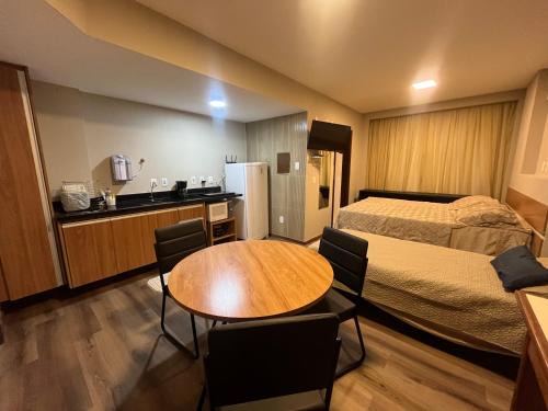 Caminho das Arvores Apartment | 1 - Flat a 300m do Shopping Salvador com garagem
