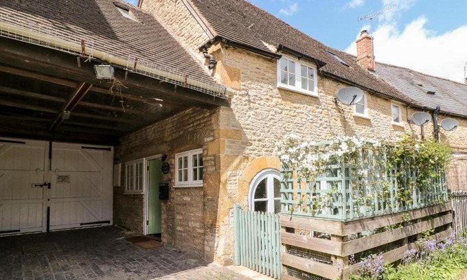 Stow-on-the-Wold House | 1 Manor Cottage