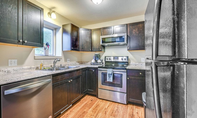 Ames Apartment | 1 Mi to Jack Trice Stadium: Townhome w/Balcony