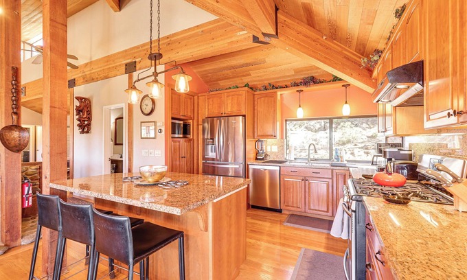 Lake Forest House | 1 Mi to Lake Tahoe: Home w/Hot Tub & Decks