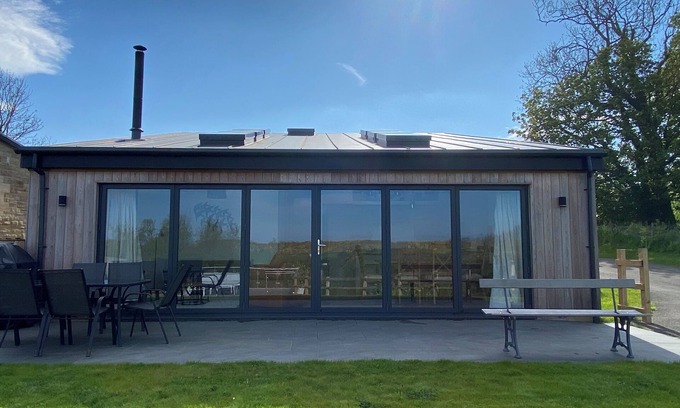 Dunstan Cottage | 1 ORCHARD COTTAGES, family friendly, with a garden in Craster