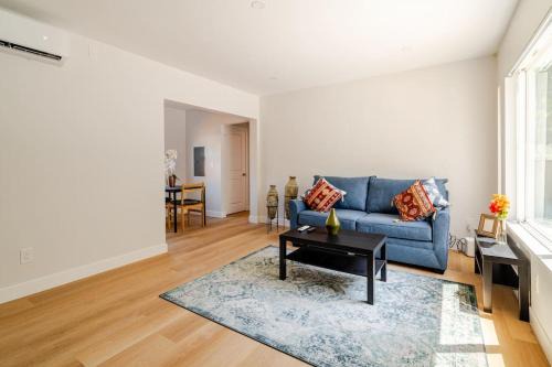 Palo Alto Apartment | 1 Palo Alto - Fully Furnished, AC, Private, Parking & Laundry