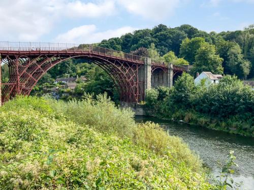 Coalbrookdale House | 1 Severn Bank