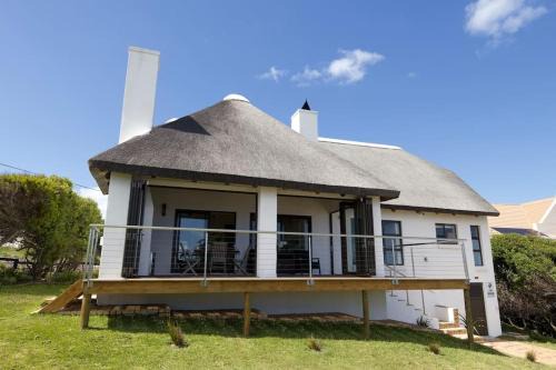 De Kelders House | 1 Waterkant Luxury Renovated 3 Bedroom House