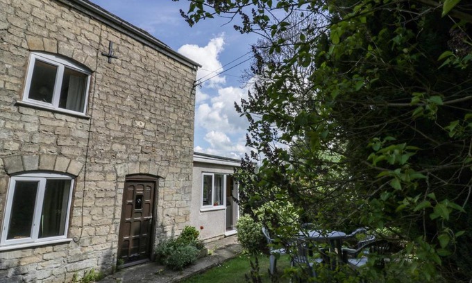 Stonehouse House | 1 Westcroft Cottage