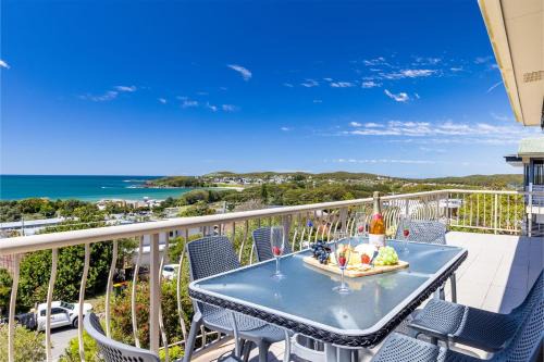 Fingal Bay House | 10 Garuwa Street - Fabulous Fingal Bay water views