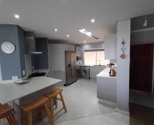 Glentana Apartment | 10 LA TORNYN, GLENTANA