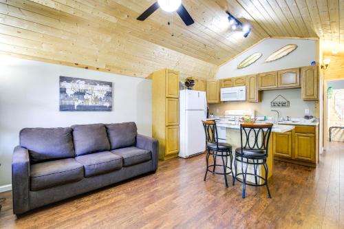 Newport House | 10 Mi to Natl Park Smoky Mountains Getaway