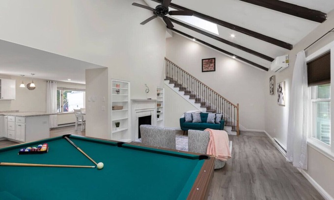 North Hampton Apartment | *10 mins to Portsmouth | Beach | Maine | Hampton *