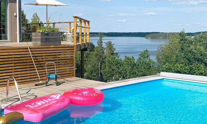 Mariefred House | 10 person holiday home in MARIEFRED