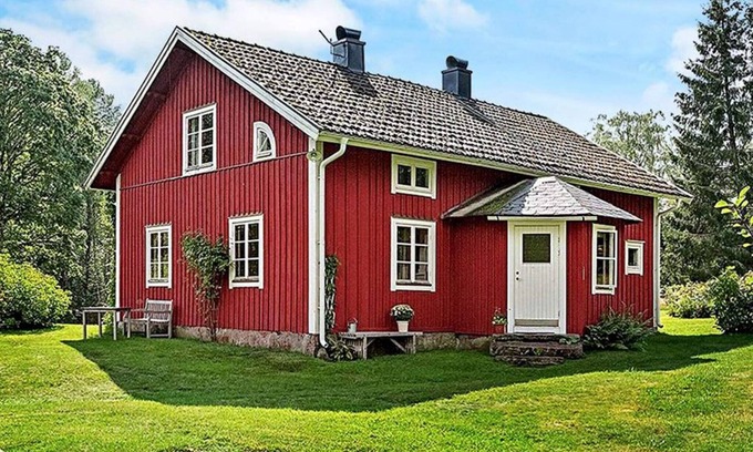 Gnosjo Municipality House | 10 person holiday home in SKILLINGARYD