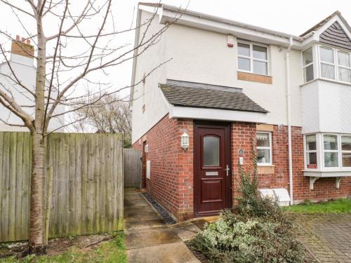 Colwyn Bay Apartment | 10 The Orchard