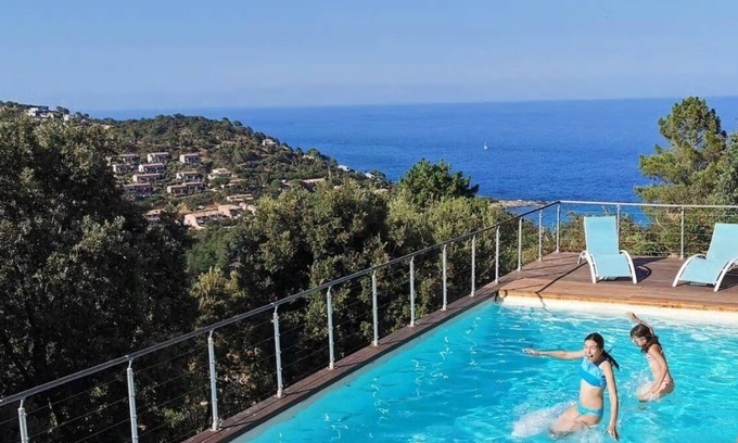 Tarcu House | 100% Happiness superb villa with sea view near beach, idyllic setting