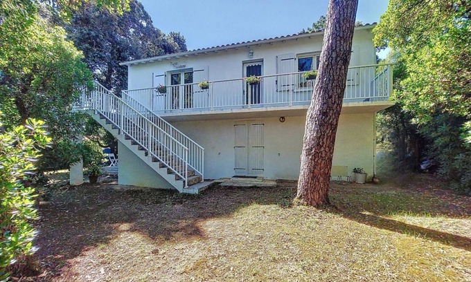 Vaux-sur-Mer Apartment | 100 m² Apartment ∙ 3 bedrooms ∙ 6 guests
